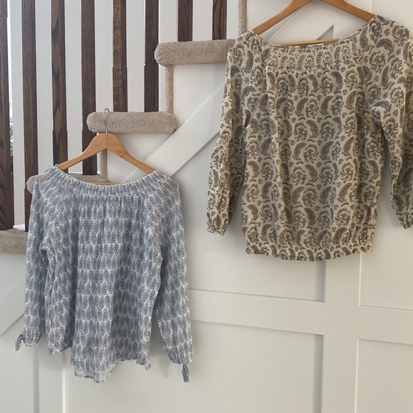 Bundle Lot of 2 Long Sleeve Shirts Blouses Size Small - Picture 2 of 16